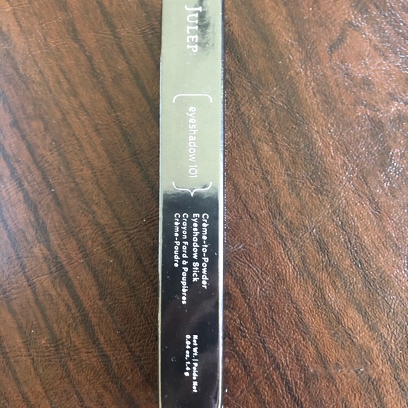 Marc Jacobs (re)Cover and Julep eyeshadow 101 - Picture 4 of 6